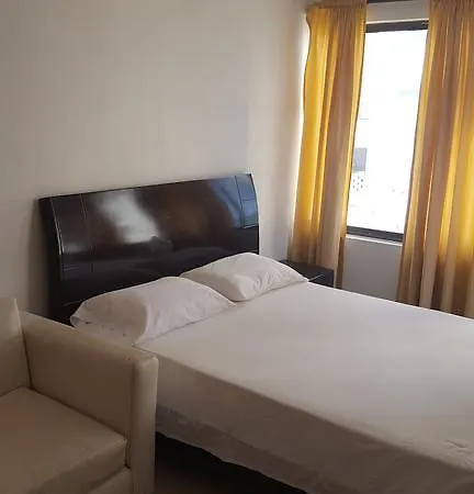 Familiar * Cartagena